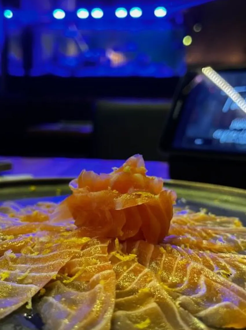 Carpaccio de salmão